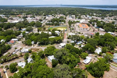 615 Crill Avenue Palatka FL 32177