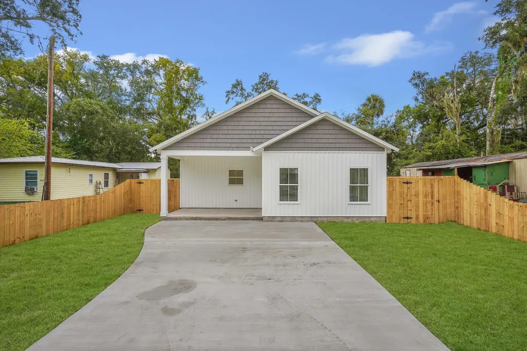 3520 Begonia Street St Augustine FL 32084