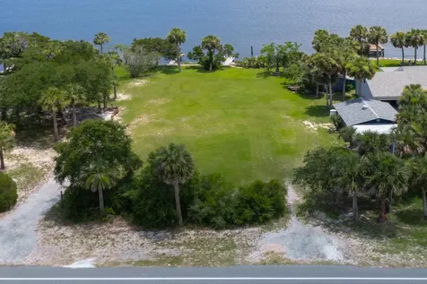 8912 Heckscher Jacksonville FL 32226