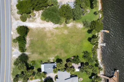 8912 Heckscher Jacksonville FL 32226