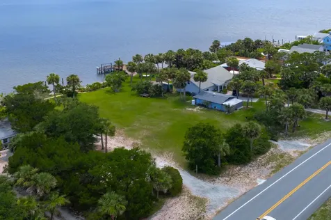 8912 Heckscher Jacksonville FL 32226