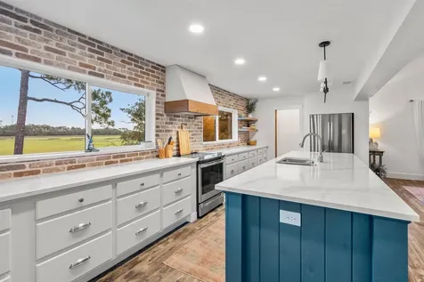 2970 Lewis Speedway St Augustine FL 32084