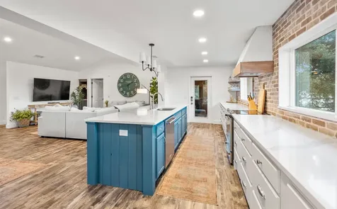 2970 Lewis Speedway St Augustine FL 32084