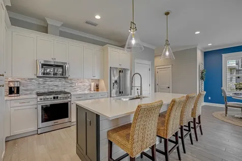 47 Iroquois Avenue St Augustine FL 32084