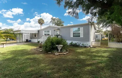 102 Pine Lake Drive Satsuma FL 32189