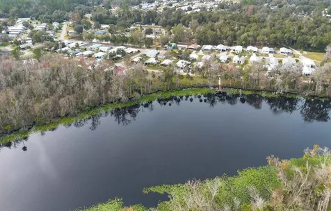 102 Pine Lake Drive Satsuma FL 32189