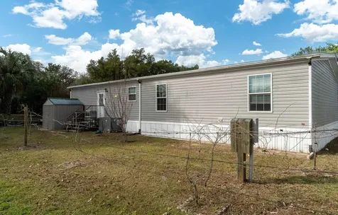 102 Pine Lake Drive Satsuma FL 32189