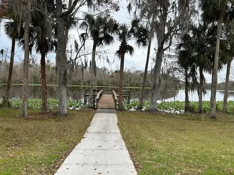 102 Pine Lake Drive Satsuma FL 32189