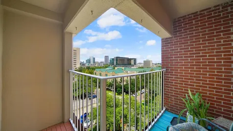 1592 Le Baron Avenue Jacksonville FL 32207