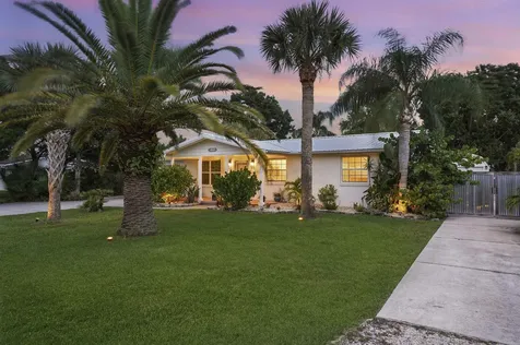 5436 4th Street St Augustine FL 32080