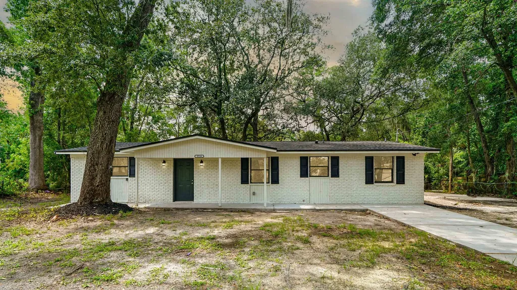 8524 Lincrest Drive Jacksonville FL 32208