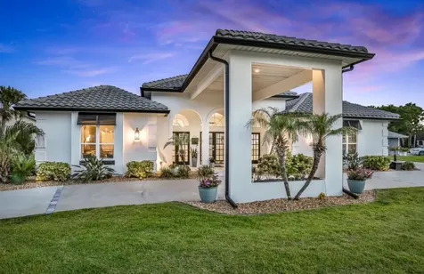 33 Crystal Bay Court Palm Coast FL 32137