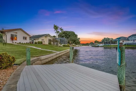 33 Crystal Bay Court Palm Coast FL 32137