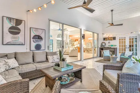 33 Crystal Bay Court Palm Coast FL 32137