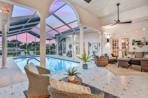 33 Crystal Bay Court Palm Coast FL 32137