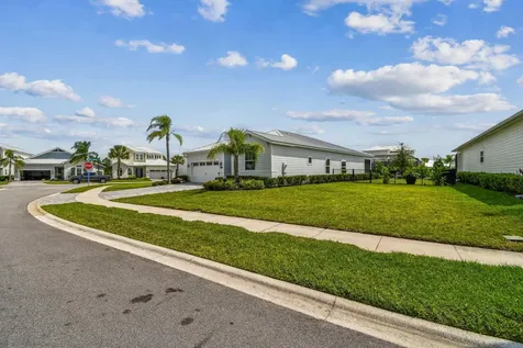 90 Tilloo Court St Johns FL 32259