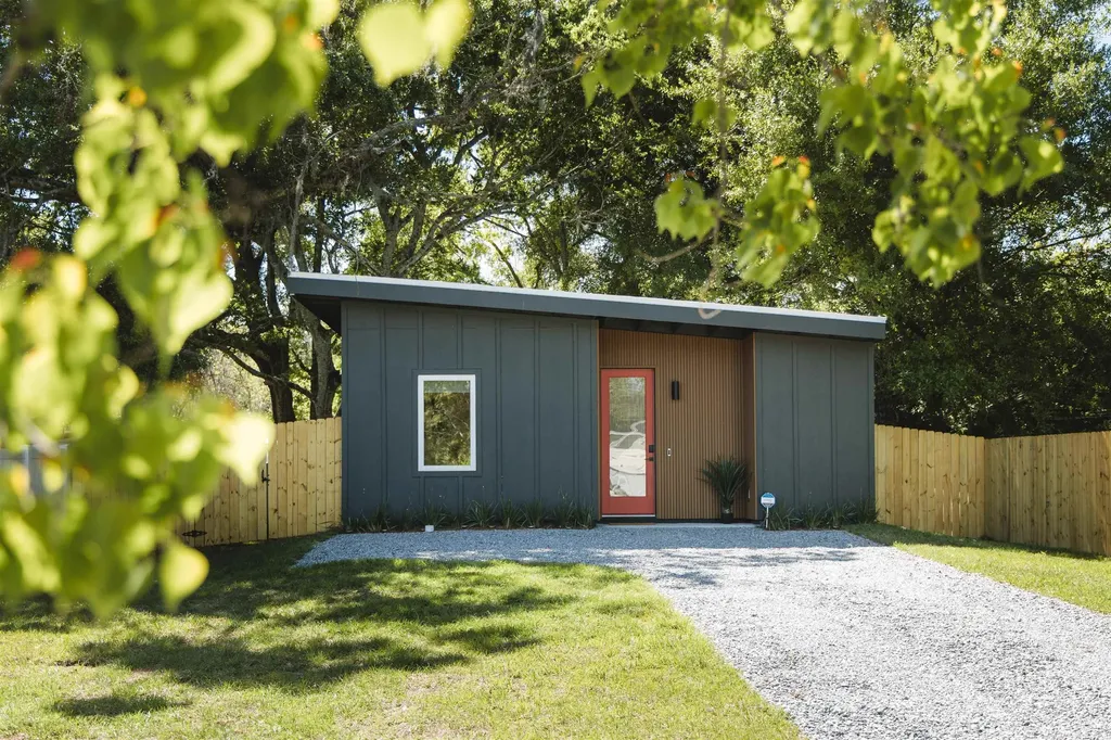 26 S Whitney Street St Augustine FL 32084