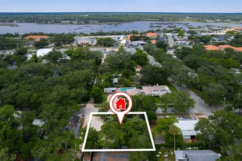 13 Douglas Avenue St Augustine FL 32084