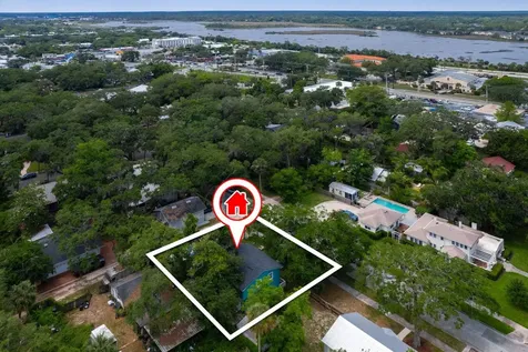 13 Douglas Avenue St Augustine FL 32084