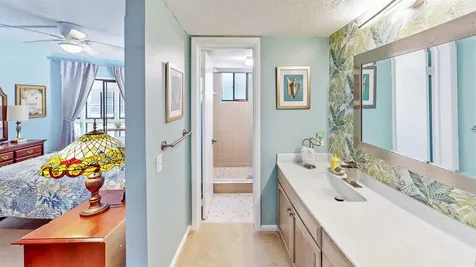 21 Mid Pines Circle Palm Coast FL 32137