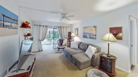 21 Mid Pines Circle Palm Coast FL 32137