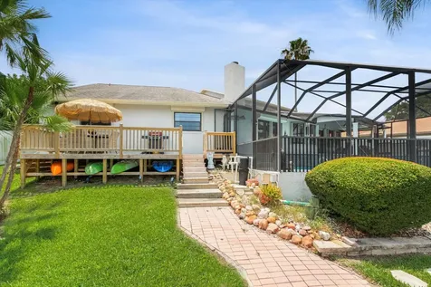 30 Clermont Court Palm Coast FL 32137