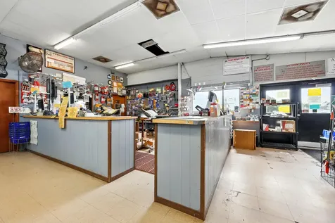 110 N State Road 19 Palatka FL 32177