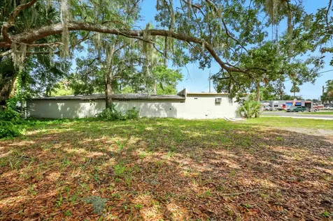 1321 Saint Johns Avenue Palatka FL 32177