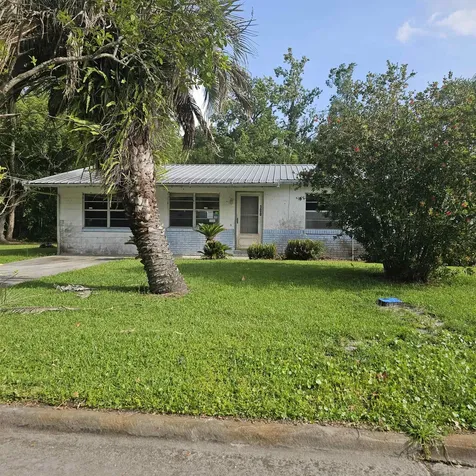 300 E Lattin Hastings FL 32145