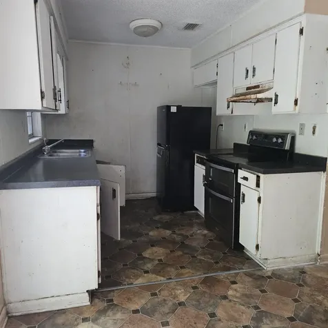 300 E Lattin Hastings FL 32145