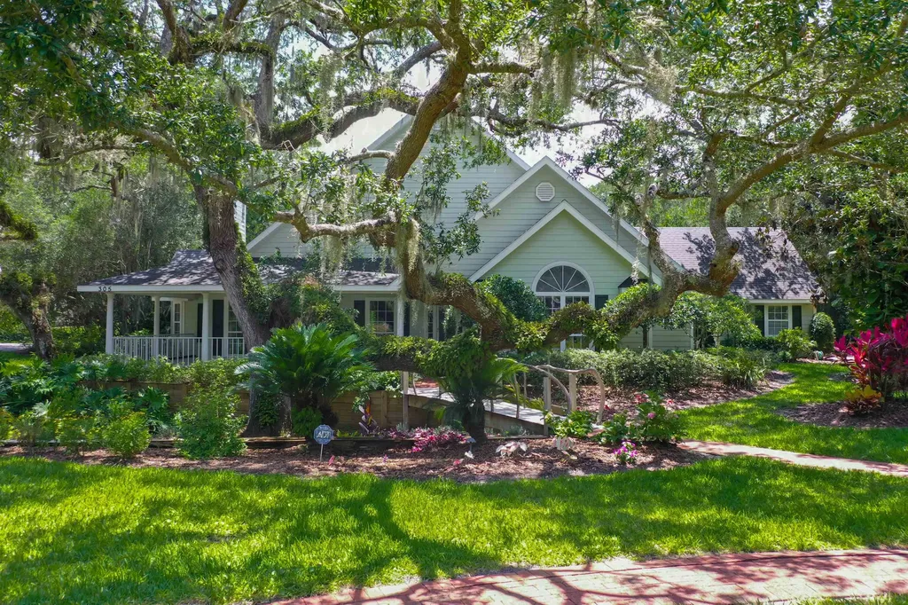 305 Redwing Lane St Augustine FL 32080
