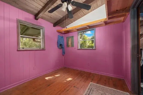 250 W West Lake Drive Hawthorne FL 32640