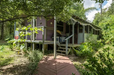 250 W West Lake Drive Hawthorne FL 32640