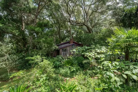 250 W West Lake Drive Hawthorne FL 32640