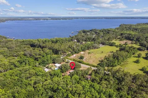 146 Bridgeport Road Palatka FL 32177