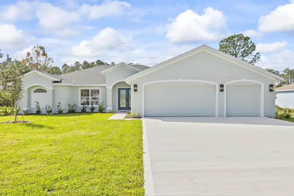 1 Seven Oaks Place Palm Coast FL 32164