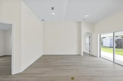 1 Seven Oaks Place Palm Coast FL 32164