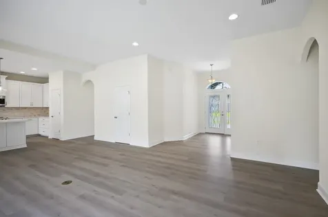 8 Kaiser Place Palm Coast FL 32164