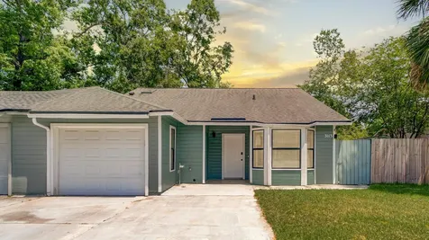 3113 Coral Reef Drive Jacksonville FL 32224