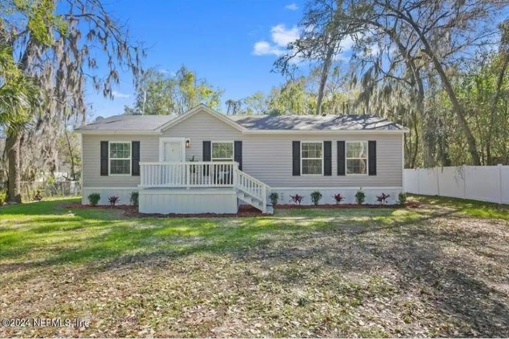 13729 Hollings Street Jacksonville FL 32218