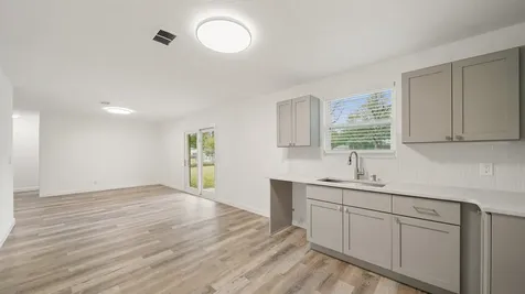 5317 Roanoke Boulevard Jacksonville FL 32208