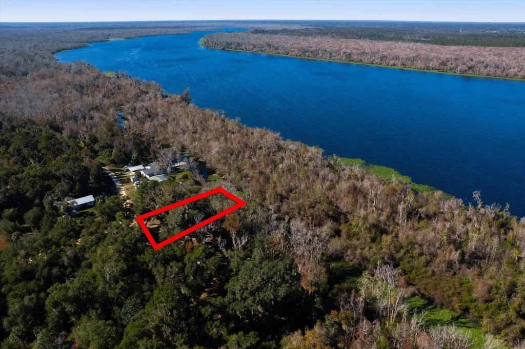 118 Ridgeline Avenue Satsuma FL 32189