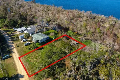 120 Ridgeline Avenue Satsuma FL 32189