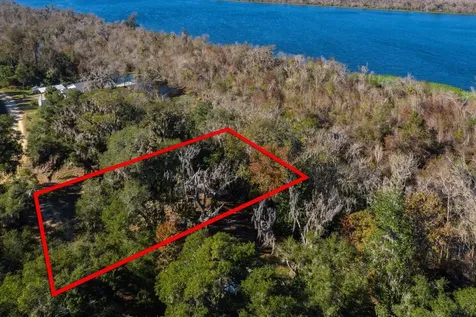 114 Ridgeline Avenue Satsuma FL 32189