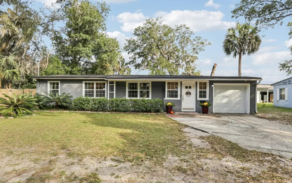 5631 Tanglewood Lane Jacksonville FL 32211