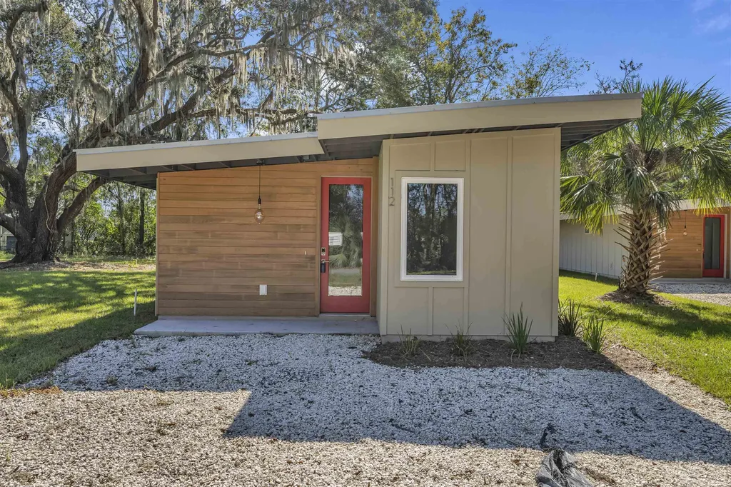 112 E Manson Road Hastings FL 32145