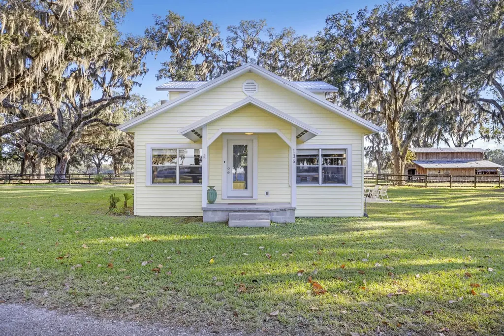 135 Federal Point Road East Palatka FL 32131
