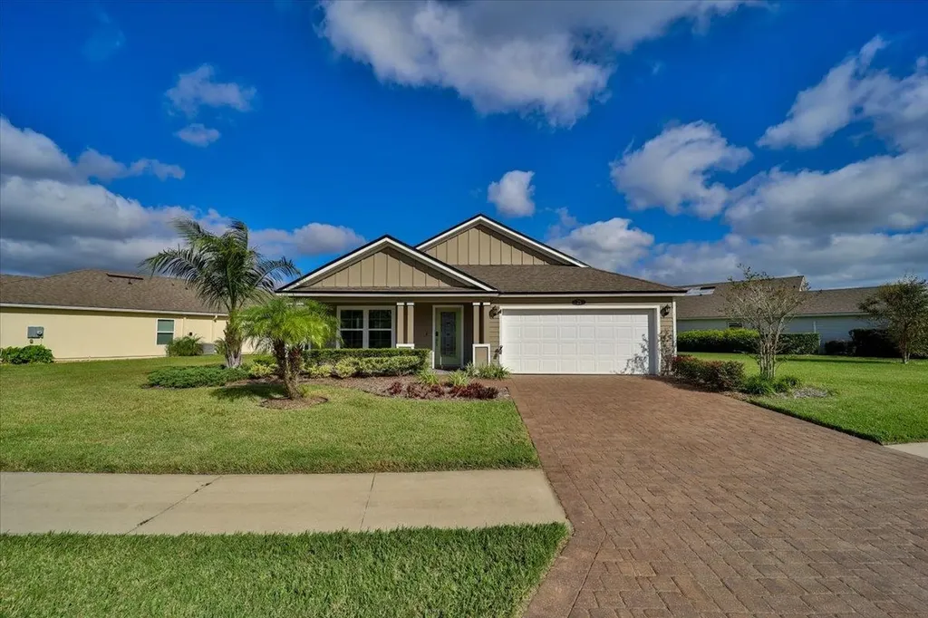 25 Country Club Harbor Circle Palm Coast FL 32137