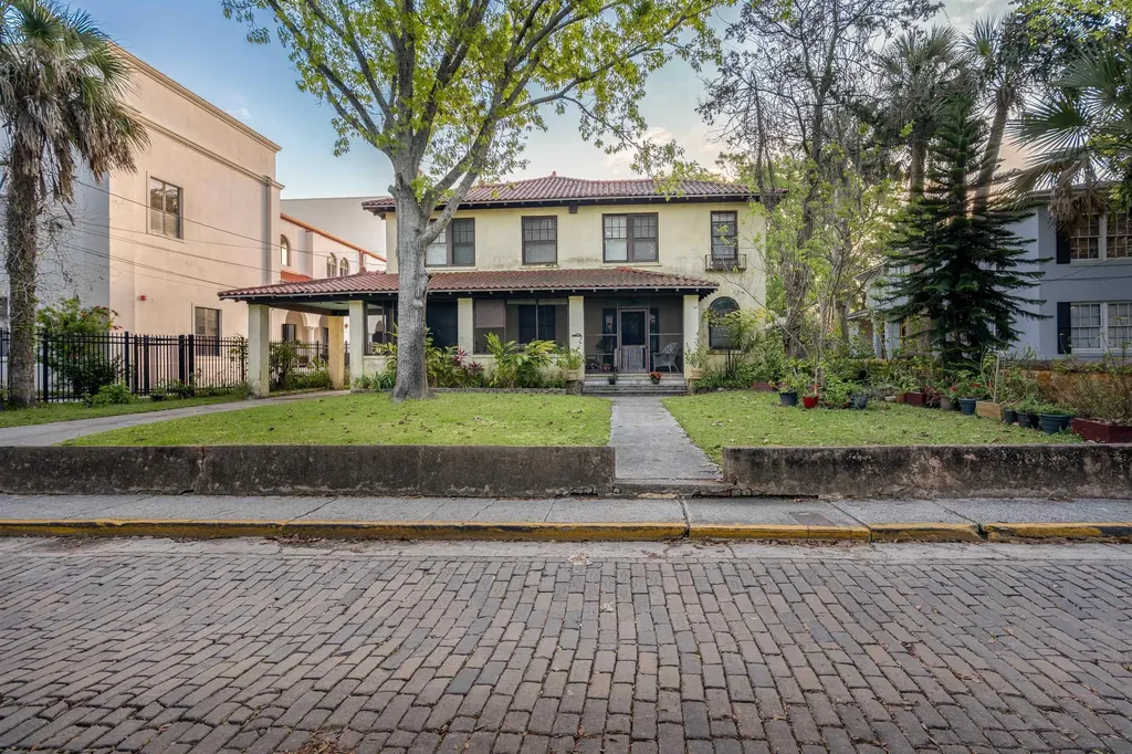 271 Saint George Street St Augustine FL 32084