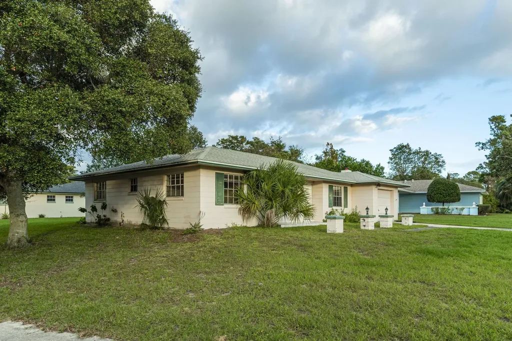 400 Shores Boulevard St Augustine FL 32086